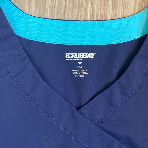 L Scrubstar scrub top, navy w/turquoise accents ๐ - Picture 2 of 4